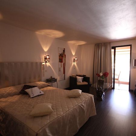 Hotel La Calypso Porto  Esterno foto